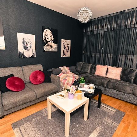 Marilyn Apartment Budva Eksteriør bilde