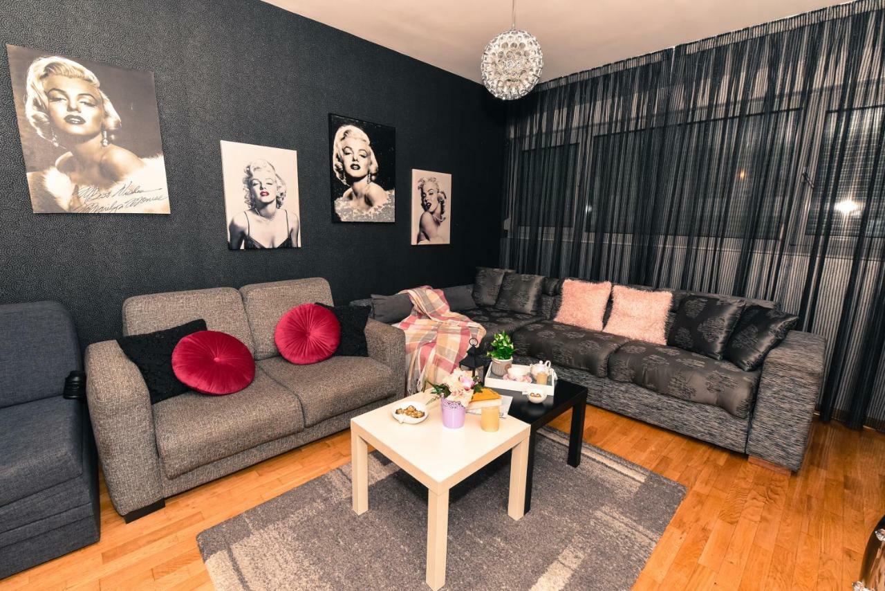 Marilyn Apartment Budva Eksteriør bilde